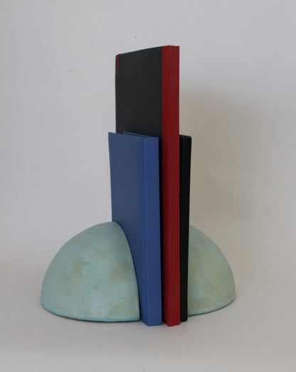 Gomo Bookends